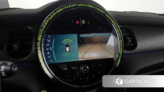 Mini Cooper Electric 2023 Серебряный из Кореи, фото 6