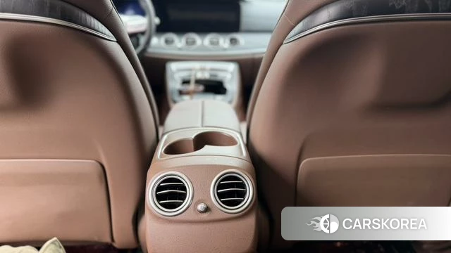 Mercedes-Benz E-class 2020 Черный из Китая, фото 6