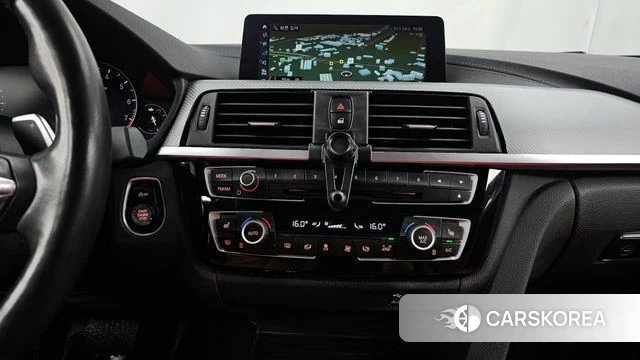 BMW 3 Series (F30) 2018 Белый из Кореи, фото 6