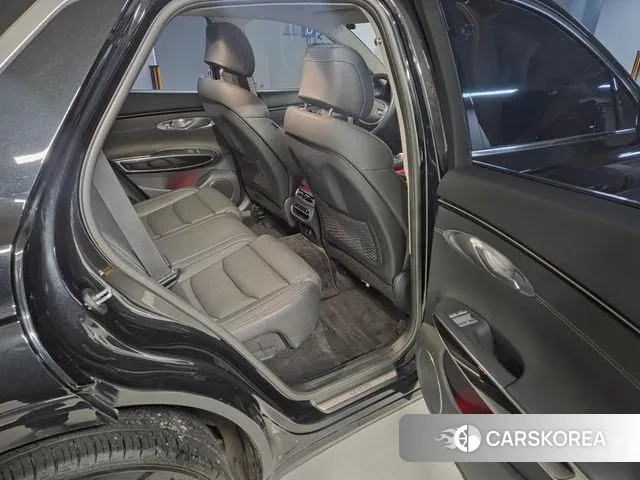 Genesis GV70 2021 Черный из Кореи, фото 6