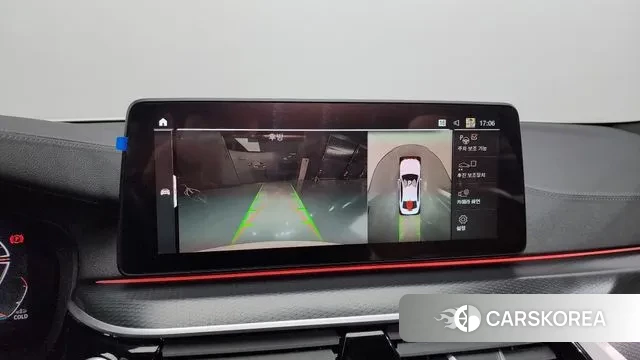 BMW 5 Series (G30) 2023 Белый из Кореи, фото 6