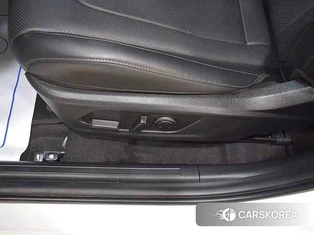 Hyundai Avante (CN7) 2022 Белый из Кореи, фото 6