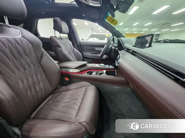 Genesis GV70 2024 Белый из Кореи, фото 6