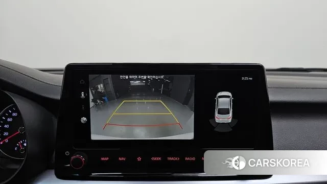 Kia The New K3 2nd generation 2022 Белый из Кореи, фото 6