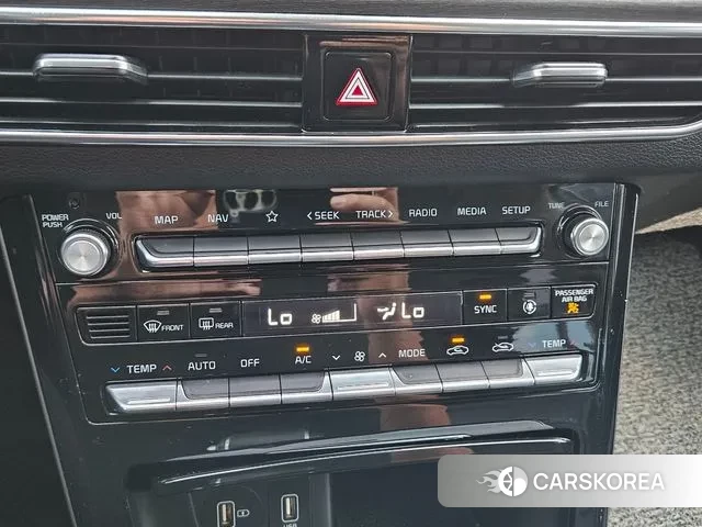 Kia K7 Premier 2020 Черный из Кореи, фото 6