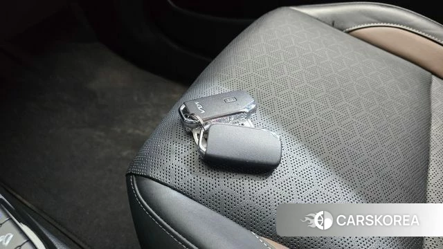 Kia Seltos 2022 Белый из Кореи, фото 6