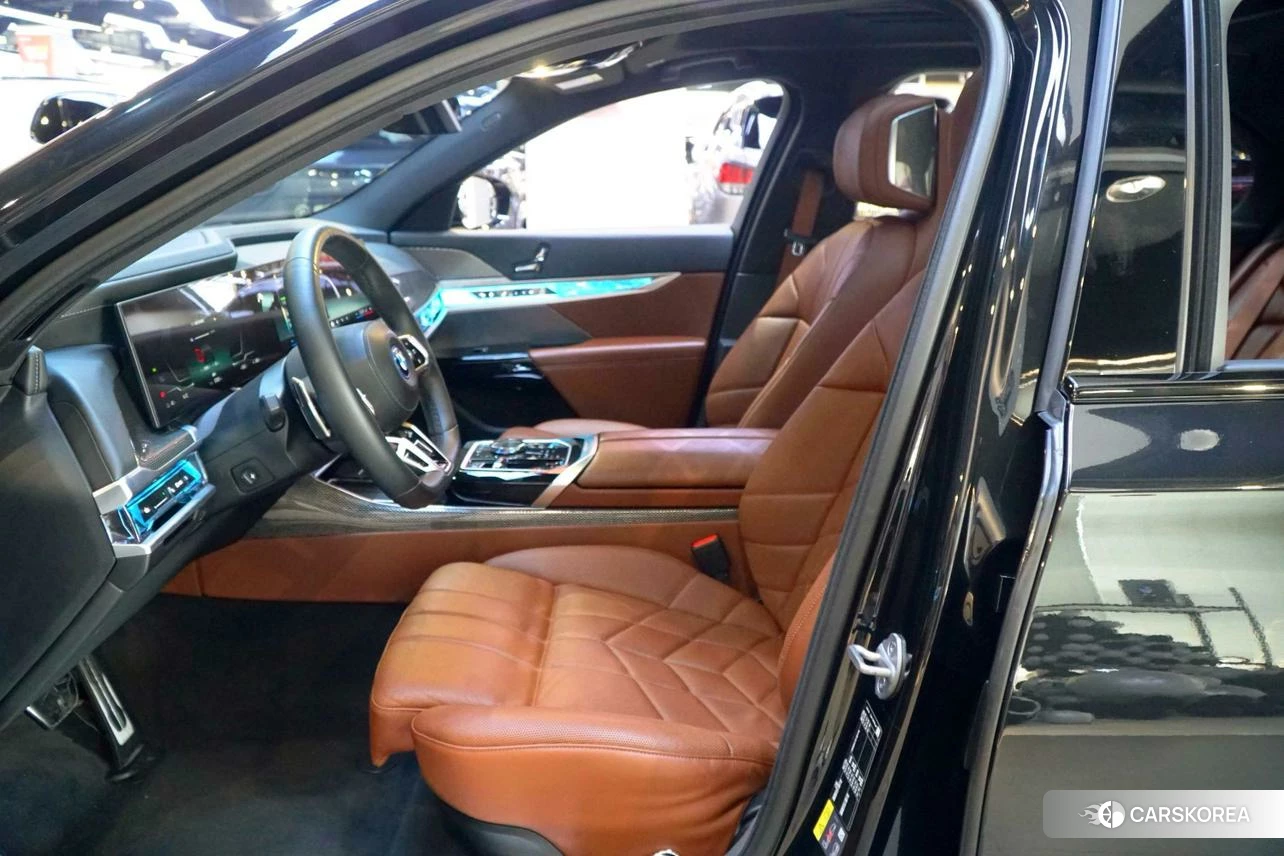 BMW i7 2023 Черный из Китая, фото 6