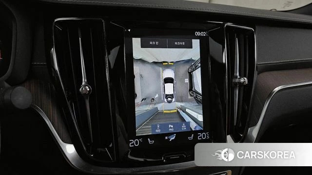 Volvo S60 3rd generation 2021 Белый из Кореи, фото 6