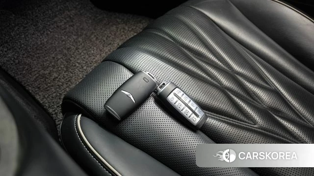 Genesis Electrified G80 (RG3) 2021 Черный из Кореи, фото 6
