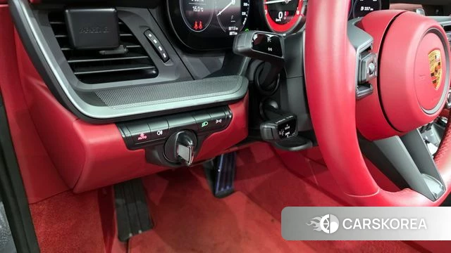 Porsche 911(992) 2024 Черный из Кореи, фото 6