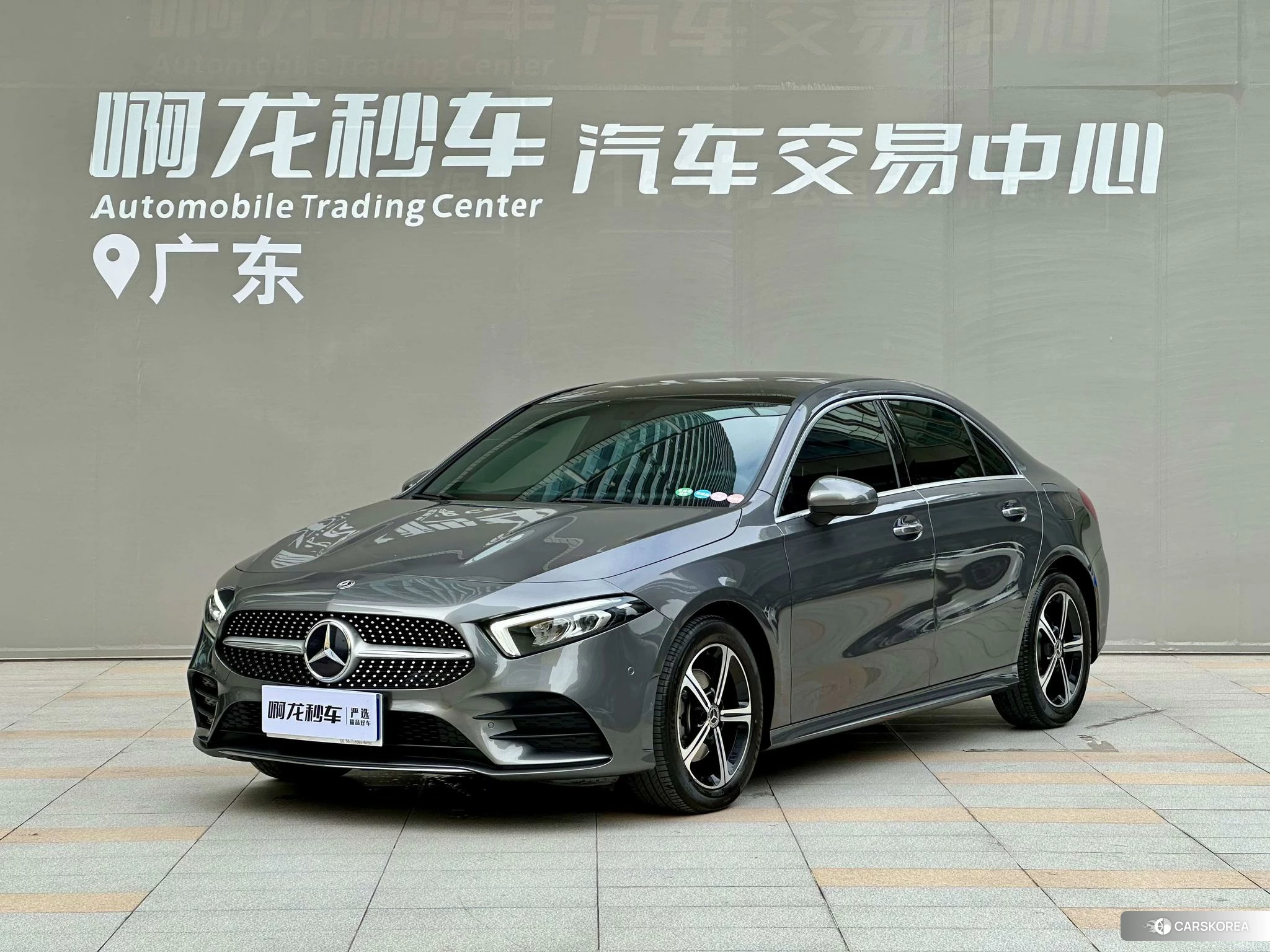 Mercedes-Benz Class A 2021 Серебристо-серый из Китая, фото 6