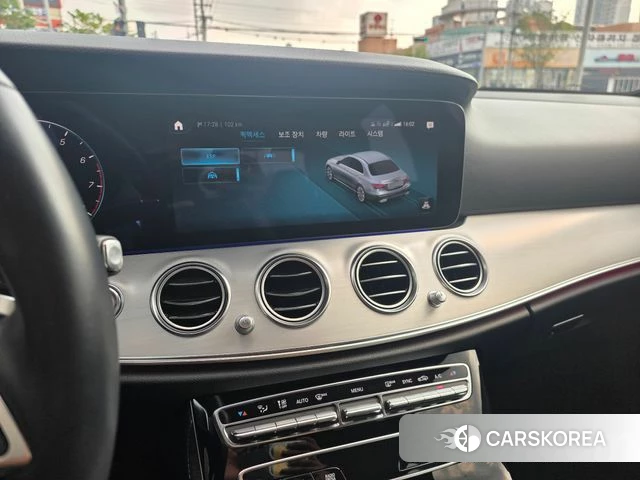 Mercedes-Benz E-Class W213 2021 Серый из Кореи, фото 6