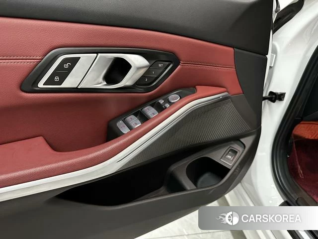 BMW 3 series 2023 Белый из Китая, фото 6
