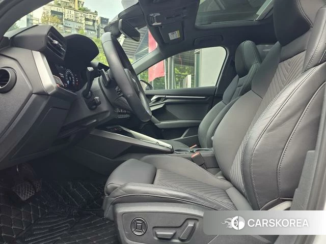 Audi A3 2023 Белый из Китая, фото 6