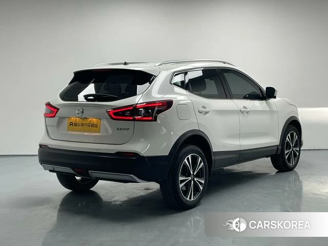 Nissan Qashqai 2022 Белый из Китая, фото 6