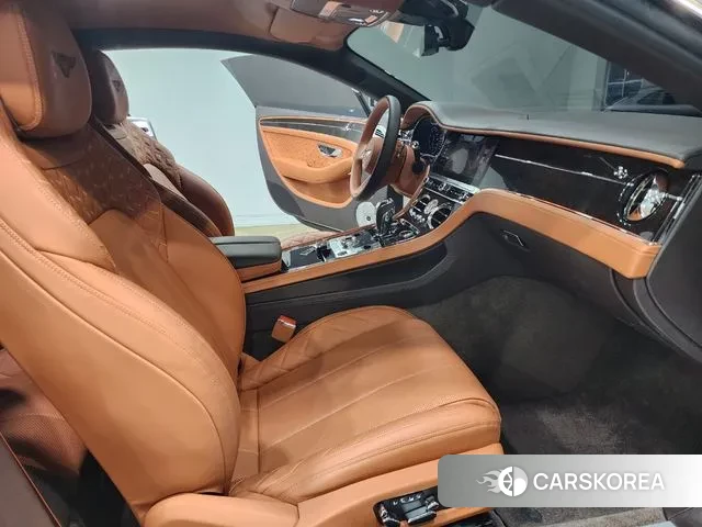 Bentley Continental GT 3rd Generation 2022 Белый из Кореи, фото 6