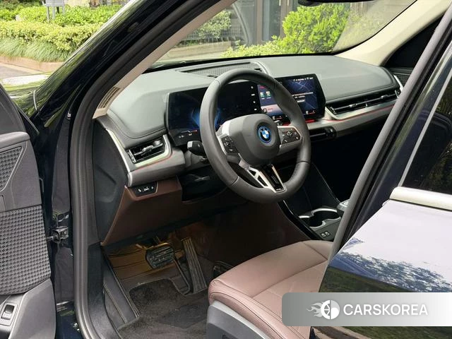 BMW iX1 2025 Черный из Китая, фото 6