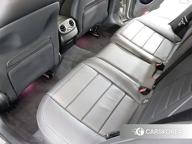 Mercedes-Benz E-Class W213 2023 Песочный из Кореи, фото 6