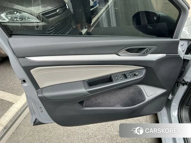 Volkswagen Golf 2025 Серебристо-серый из Китая, фото 6