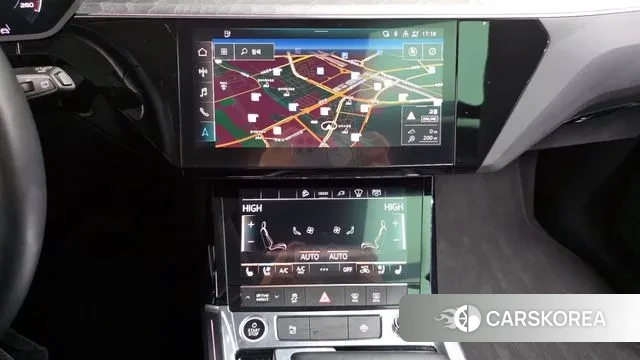 Audi e-Tron 2021 Серый из Кореи, фото 6