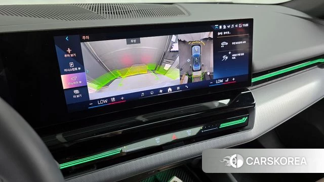 BMW 5 Series (G60) 2024 Серебристо-серый из Кореи, фото 6