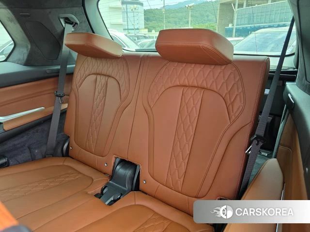 BMW X7 (G07) 2026 Черный из Кореи, фото 6