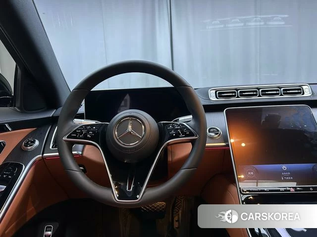 Mercedes-Benz S-class 2024 Черный из Китая, фото 6