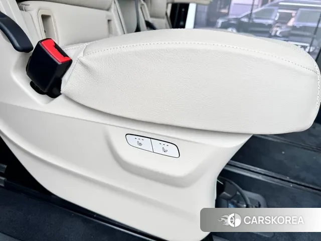 Mercedes-Benz V-Class 2025 Черный из Кореи, фото 6