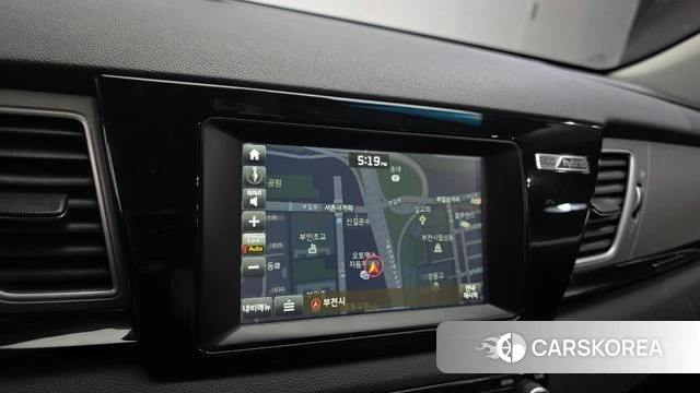 Kia Niro 2018 Белый из Кореи, фото 6