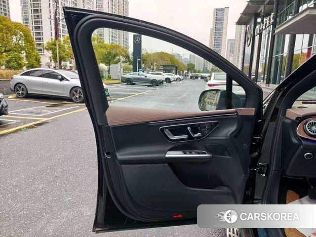 Mercedes-Benz EQE SUV 2025 Черный из Китая, фото 6