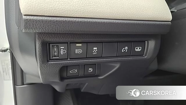 Toyota Camry (XV80) 2025 Белый из Кореи, фото 6