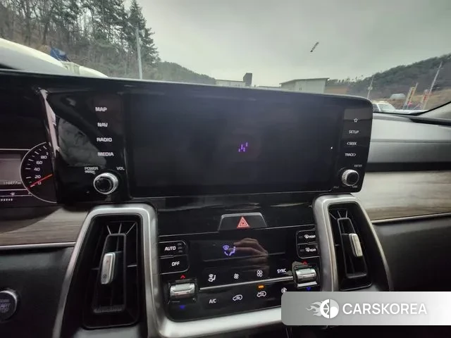 Kia Sorento 4th Generation 2021 Серебристо-серый из Кореи, фото 6