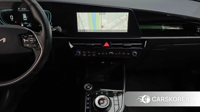 Kia Di Ol Nu Niro 2023 Белый из Кореи, фото 6