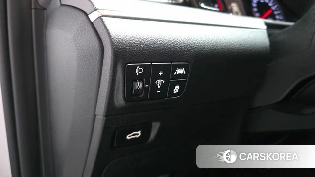 Kia K5 3rd generation 2023 Белый из Кореи, фото 6