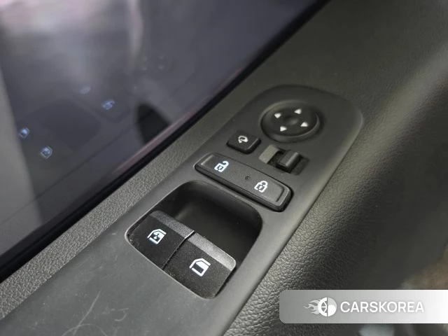 Hyundai Staria 2021 Белый из Кореи, фото 6