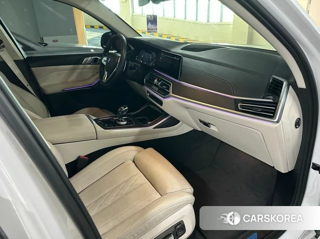 BMW X7 (G07) 2021 Белый из Кореи, фото 6