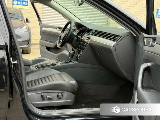 Volkswagen Magotan 2019 Черный из Китая, фото 6