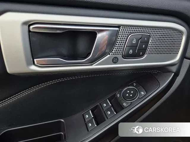 Ford Explorer 6th Generation 2019 Черный из Кореи, фото 6