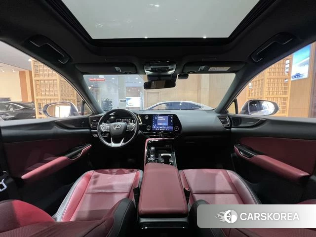 Lexus NX PHEV 2022 Белый из Китая, фото 6