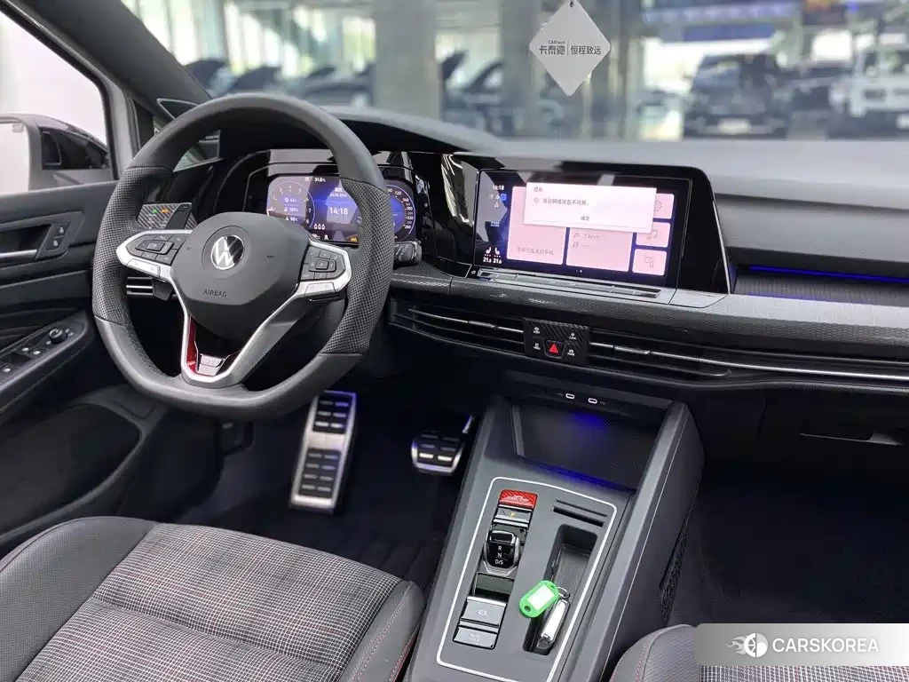 Volkswagen Golf 2026 Белый из Китая, фото 6