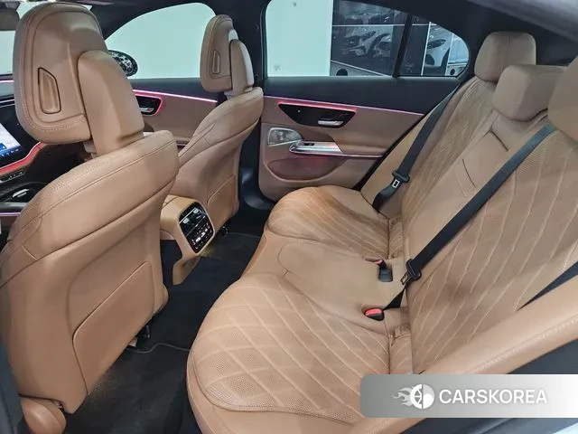 Mercedes-Benz E-Class W214 2024 Белый из Кореи, фото 6