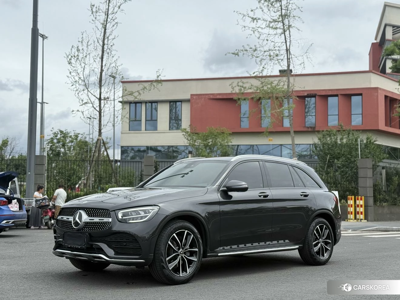 Mercedes-Benz GLC 2020 Темно-серый из Китая, фото 6