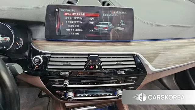 BMW 5 Series (G30) 2018 Черный из Кореи, фото 6