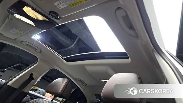 BMW 5 Series (G30) 2019 Белый из Кореи, фото 6