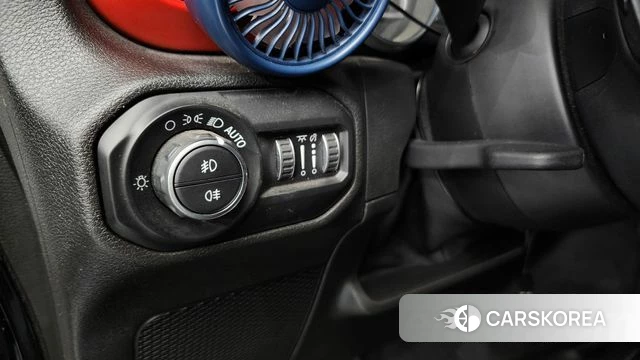 Jeep Wrangler (JL) 2018 Черный из Кореи, фото 6