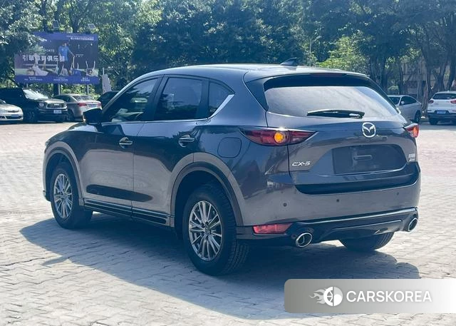 Mazda CX-5 2021 Темно-серый из Китая, фото 6
