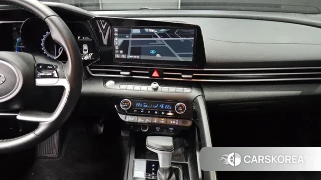 Hyundai Avante Hybrid (CN7) 2022 Белый из Кореи, фото 6