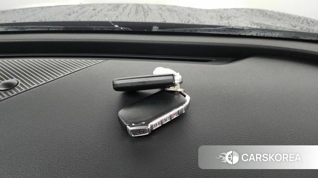 Kia Sportage 5th Generation Hybrid 2022 Серый из Кореи, фото 6