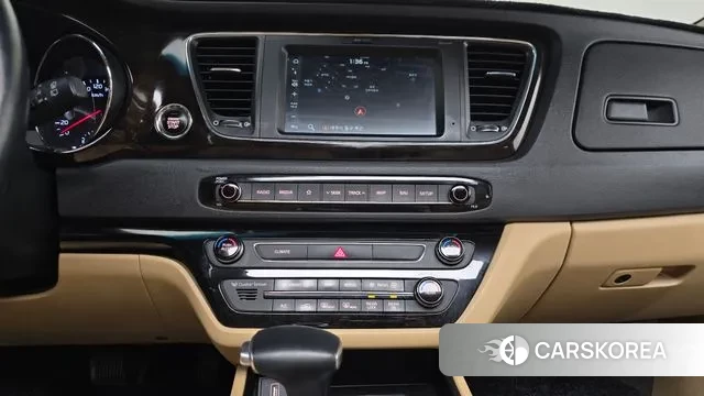 Kia The New Carnival 2018 Черный из Кореи, фото 6