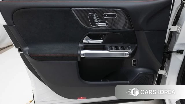 Mercedes-Benz GLB-Class X247 2025 Белый из Кореи, фото 6